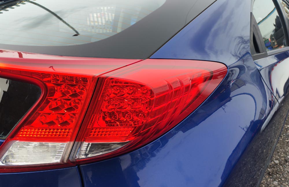 Honda Civic I-VTEC SE Rear Tail Light Drivers